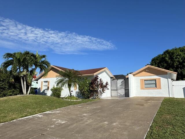 10317 Pippin Ln in Royal Palm Beach, FL - Building Photo