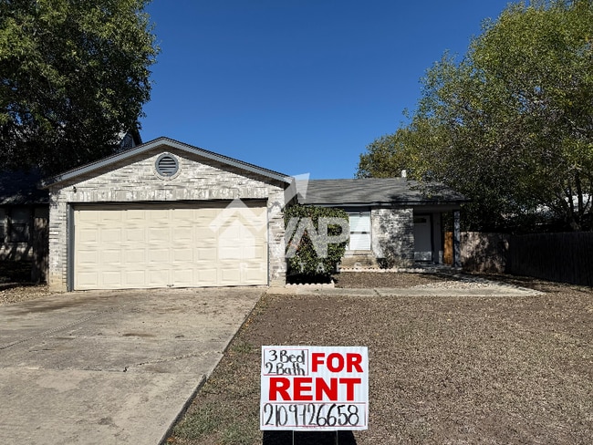 7915 Oval Meadows in San Antonio, TX - Foto de edificio - Building Photo
