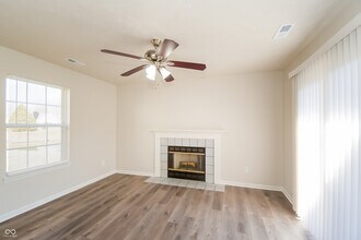 6257 Cooper Pointe Dr in Indianapolis, IN - Building Photo - Building Photo