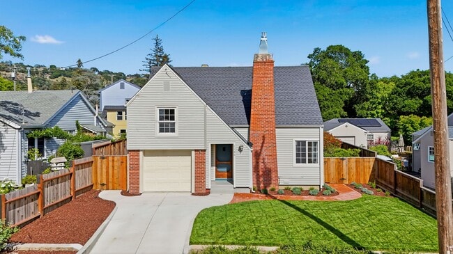 1186 East Ave