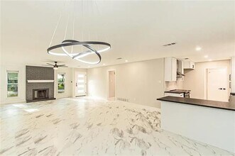 4112 Barnsley Ct in Arlington, TX - Building Photo - Building Photo