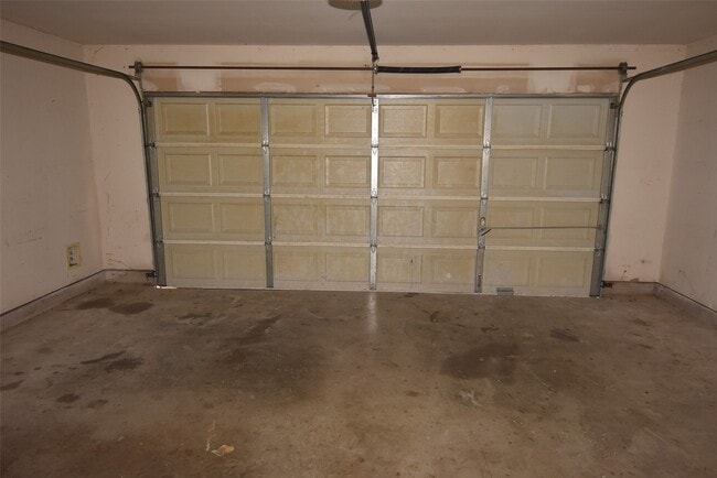 21399 Forest Colony Dr