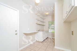 1350 S Old Orchard Ln in Lewisville, TX - Building Photo - Building Photo