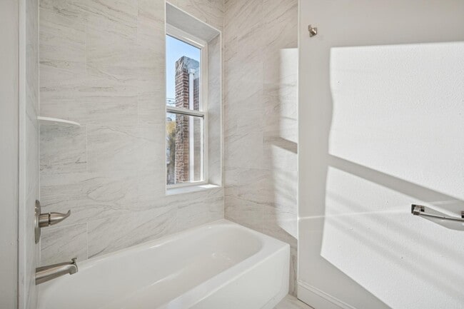 5644 Blakemore St in Philadelphia, PA - Building Photo - Building Photo