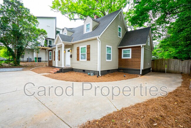3338 Eastway Dr in Charlotte, NC - Building Photo - Building Photo