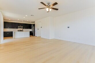 11050 E Segura Ave in Mesa, AZ - Building Photo - Building Photo