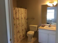 Building Photo - Peachtree Village Apartamentos in Holiday Island, Arkansas