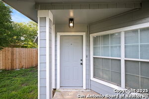 7547 Oriental Trail in San Antonio, TX - Building Photo - Building Photo