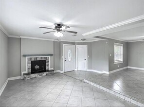 3702 W Reynolds St in Plant City, FL - Building Photo - Building Photo