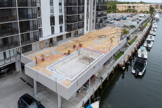 Dorset House in North Miami, FL - Building Photo - Building Photo