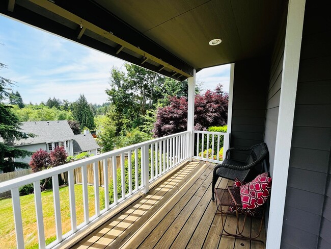 26227 Montera Loop NE in Kingston, WA - Building Photo - Building Photo