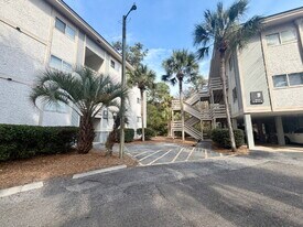104 Cordillo Pkwy in Hilton Head Island, SC - Building Photo