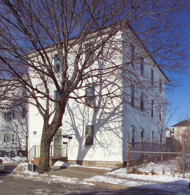 145 Lawrence St in Fall River, MA - Foto de edificio - Building Photo