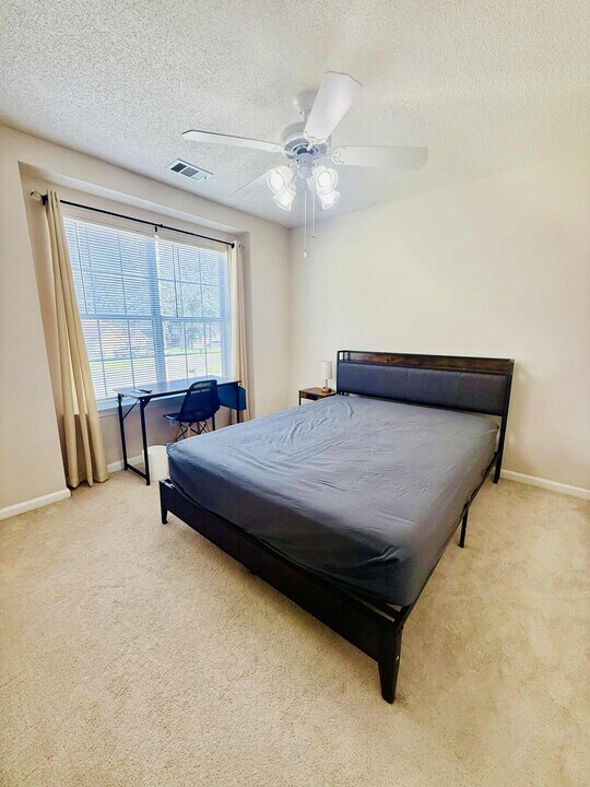 19 Avocet Way in Savannah, GA - Building Photo