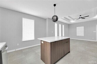 5604 Ozark Ave in McAllen, TX - Building Photo - Building Photo