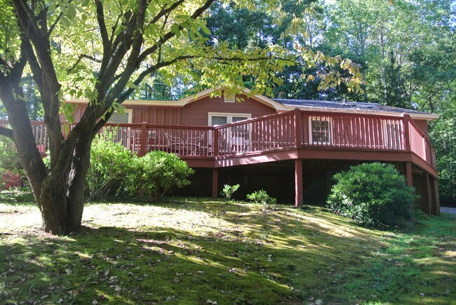 property at 623 Old Salem Rd