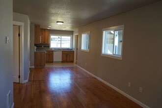 304 W Humphrey St in Yacolt, WA - Building Photo - Building Photo