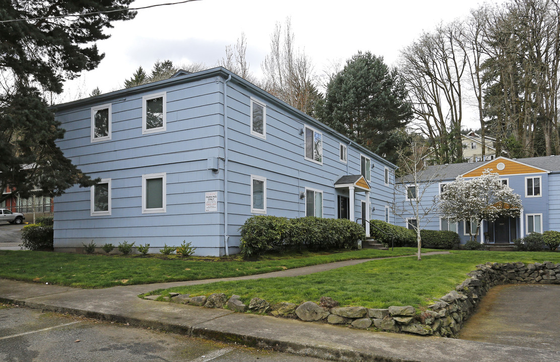 Macleay Gardens in Portland, OR - Building Photo