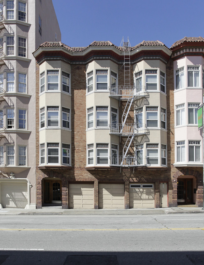 970 Bay St in San Francisco, CA - Building Photo - Building Photo