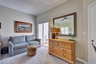 9813 Perfect Dr in Port St. Lucie, FL - Foto de edificio - Building Photo