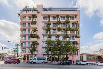 Sasan Apartments in San Diego, CA - Building Photo - Building Photo