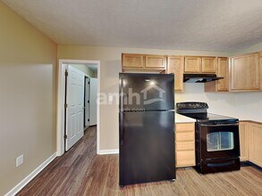 18 Lasalle Ct in Whiteland, IN - Foto de edificio - Building Photo