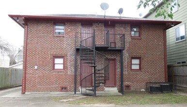 1505 Rosewood St in Houston, TX - Foto de edificio - Building Photo