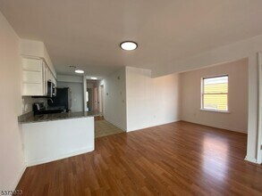 144 Port Ave in Elizabeth, NJ - Building Photo - Building Photo