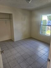 806 56th Ave E in Bradenton, FL - Building Photo - Building Photo