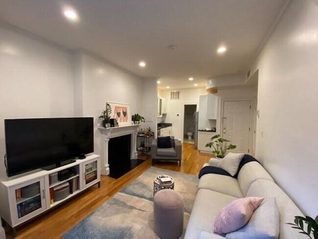 19 Garrison St, Unit 4
