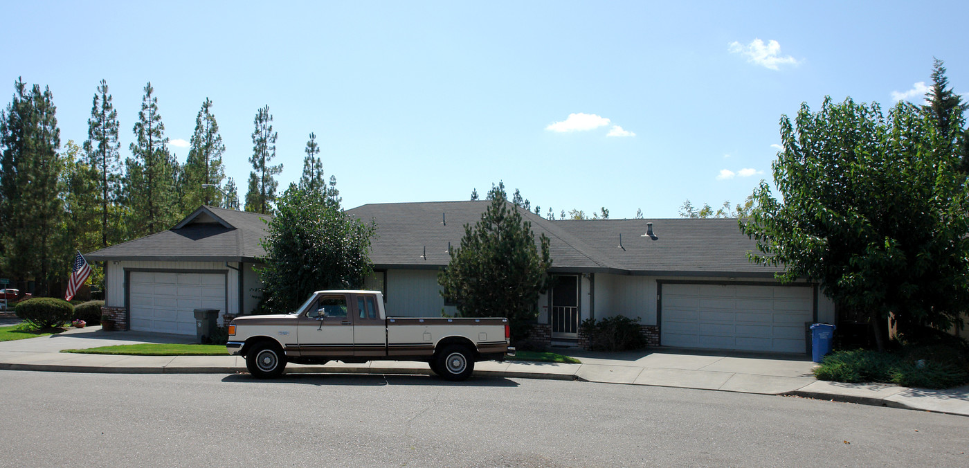 805 Swift Ct in Santa Rosa, CA - Building Photo