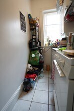 1302 Commonwealth Ave, Unit 34 in Boston, MA - Building Photo - Building Photo