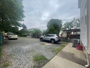 945 Monroe Ave in Elizabeth, NJ - Building Photo - Building Photo
