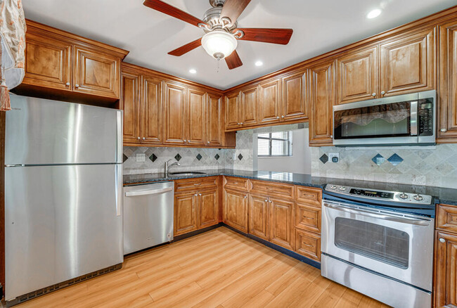 property at 104 Lake Helen Dr