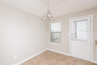 3432 Michelle Ridge Dr in Fort Worth, TX - Building Photo - Building Photo