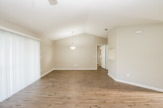 7027 Citrus Point Ct in Winter Park, FL - Building Photo - Building Photo