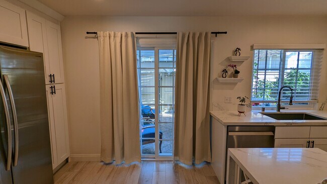 51 Thicket in Irvine, CA - Building Photo - Building Photo