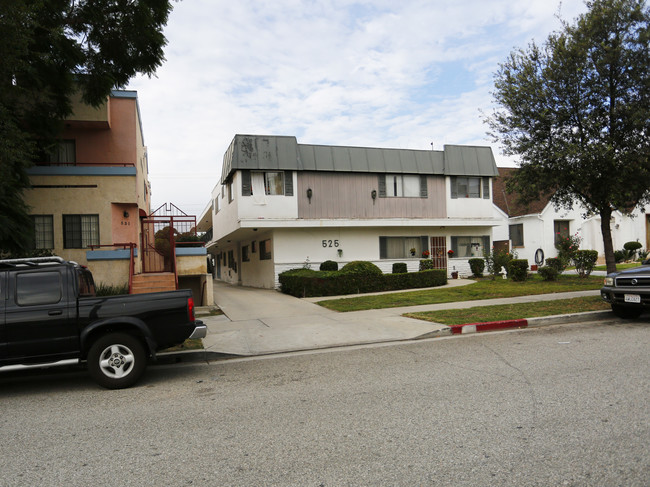 525 Fischer St in Glendale, CA - Building Photo - Building Photo