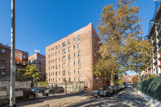 416 West 206Th Street in New York, NY - Building Photo - Building Photo