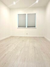 742 Earlham St, Unit 744 in Pasadena, CA - Building Photo - Building Photo