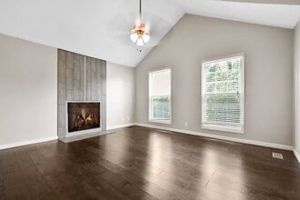 907 Lamont Ln in Clarksville, TN - Building Photo - Building Photo