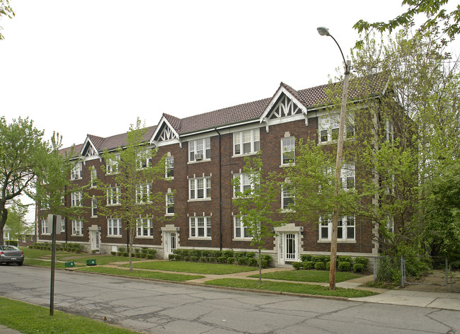 7405 Lyndover Pl in St. Louis, MO - Foto de edificio - Building Photo