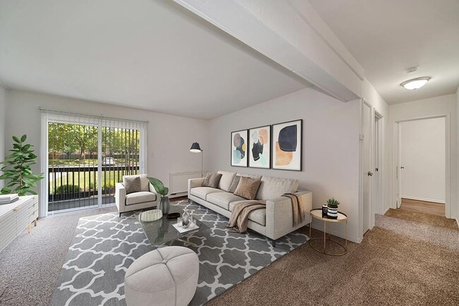 Darlington Court Apartments in Crystal Lake, IL - Building Photo - Building Photo