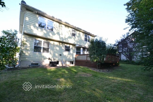 1212 Lehnertz Cir, Unit 504 in Aurora, IL - Building Photo - Building Photo