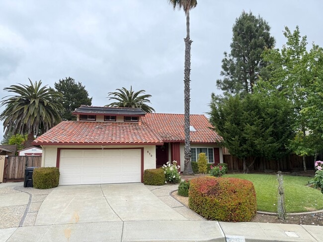 830 Aramon Ct