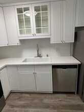 108 N Prospect Ave, Unit 1 in Redondo Beach, CA - Foto de edificio - Building Photo