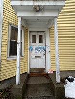 25 Kelly Rd, Unit 1 in Cambridge, MA - Building Photo