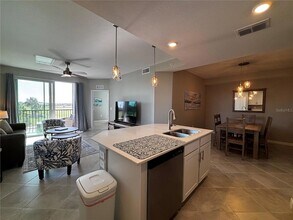 17560 Opal Sand Dr, Unit 201 in Venice, FL - Building Photo - Building Photo