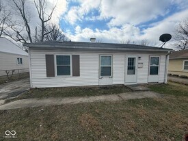 5225 E 34th St in Indianapolis, IN - Building Photo