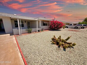 10126 W Burns Dr in Sun City, AZ - Building Photo - Building Photo